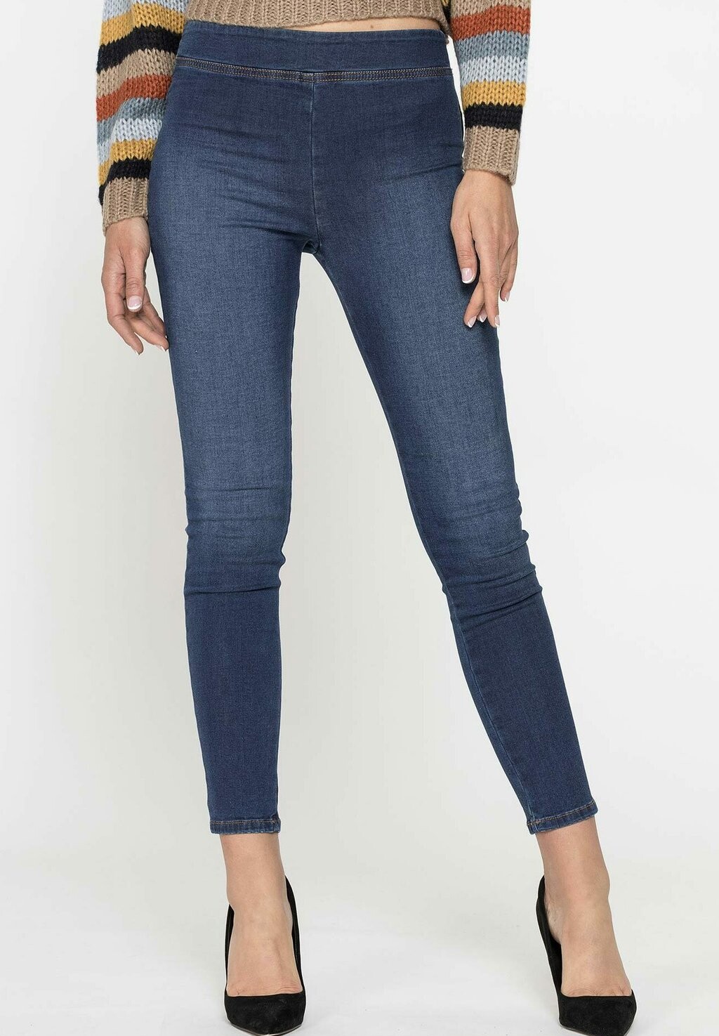 

Джеггинсы Carrera Jeans