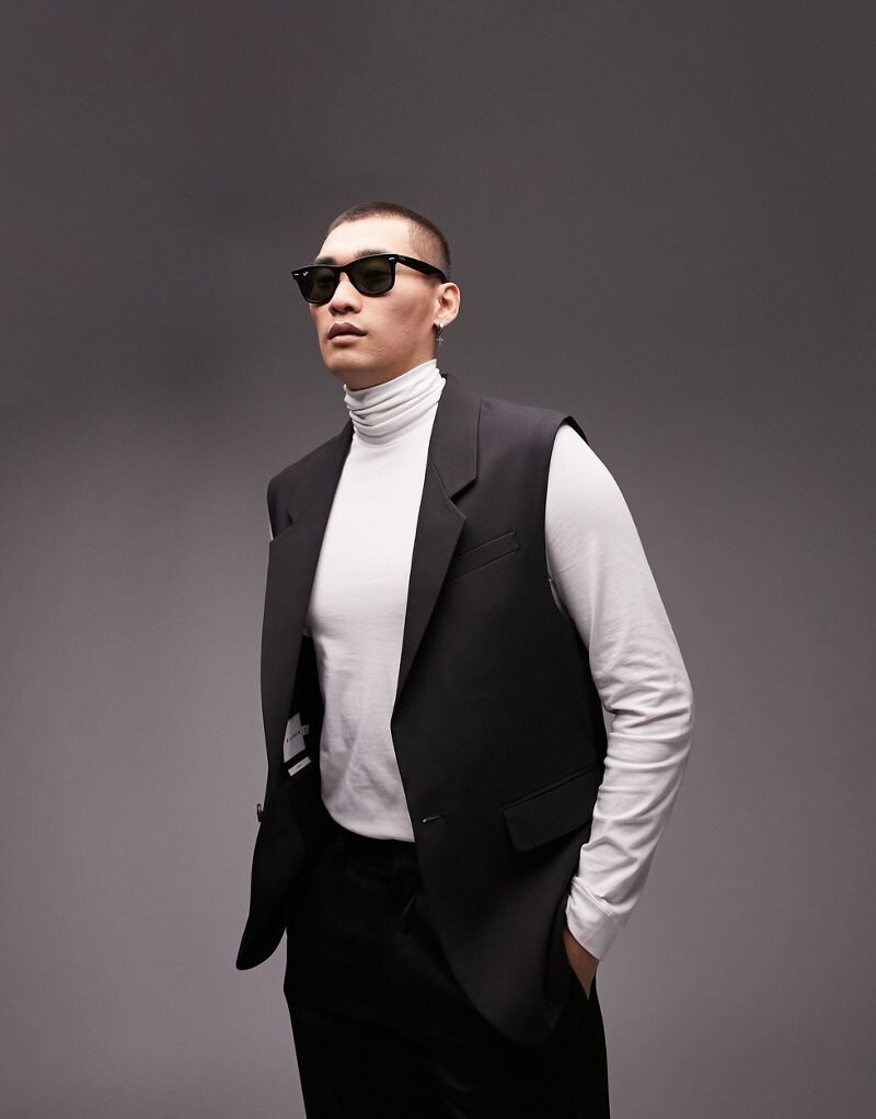 

Черный блейзер без рукавов Topman