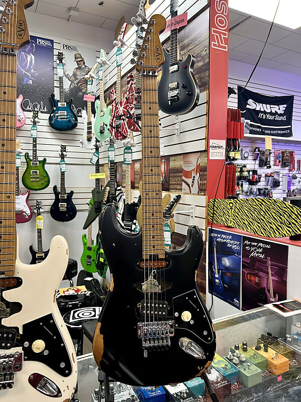

Электрогитара EVH Frankenstein Relic Series, Maple Fingerboard, Black
