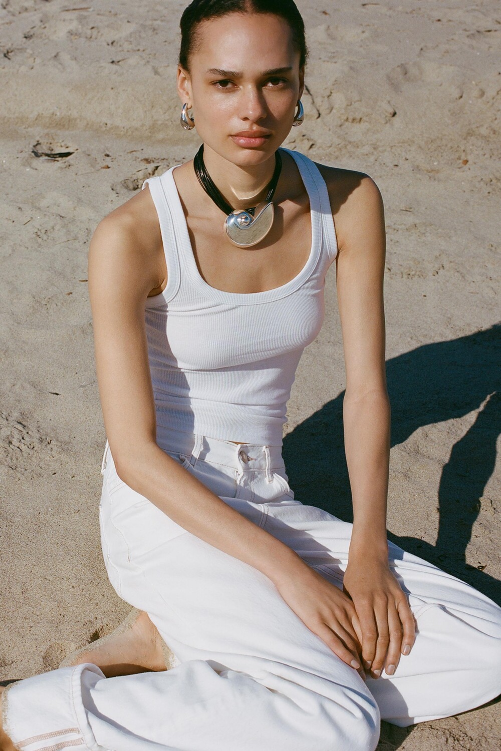 

Топ с круглым вырезом и бретелями ZARA, белый