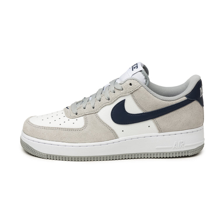 

Кроссовки Air Force 1 '07 Nike, серый
