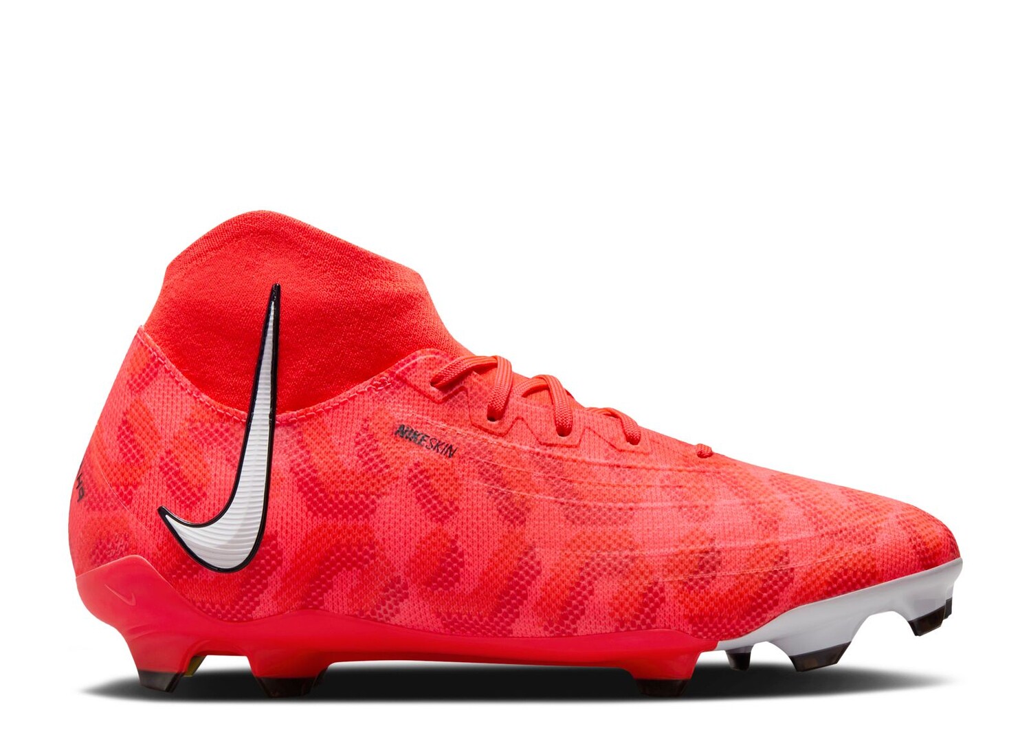 

Кроссовки Nike Wmns Phantom Luna Fg 'Ready Pack', красный