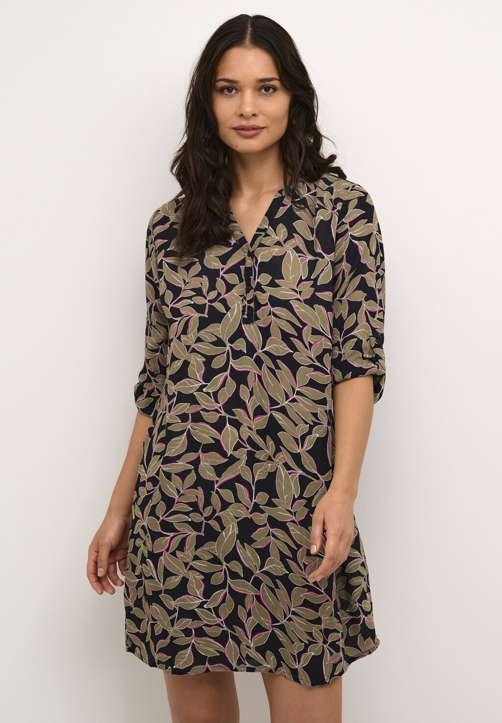 

Туника BPEMMA LONG SLEEVE Kaffe, цвет brown pink leaf print