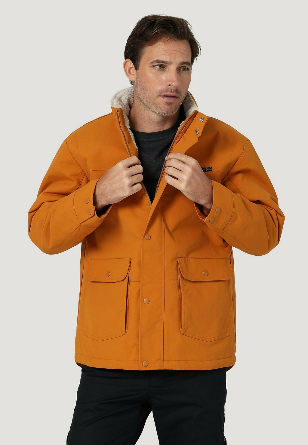 

Куртка Wrangler STOWABLE, цвет sudan brown