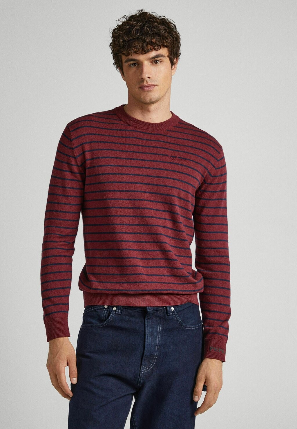 

Свитер Pepe Jeans