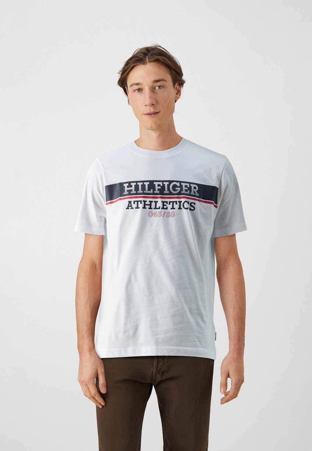 

Футболка с принтом Tommy Hilfiger, белый