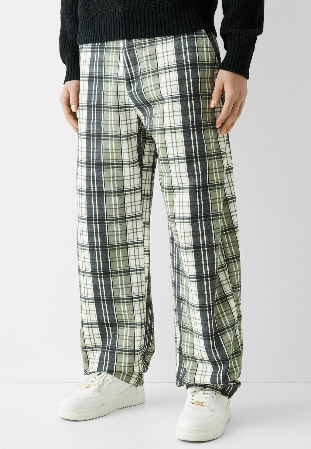 

Брюки CHECKED BALLOON FIT Bershka, цвет khaki