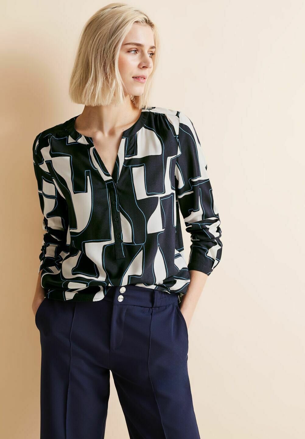 

Блузка Mit Print Street One, синий