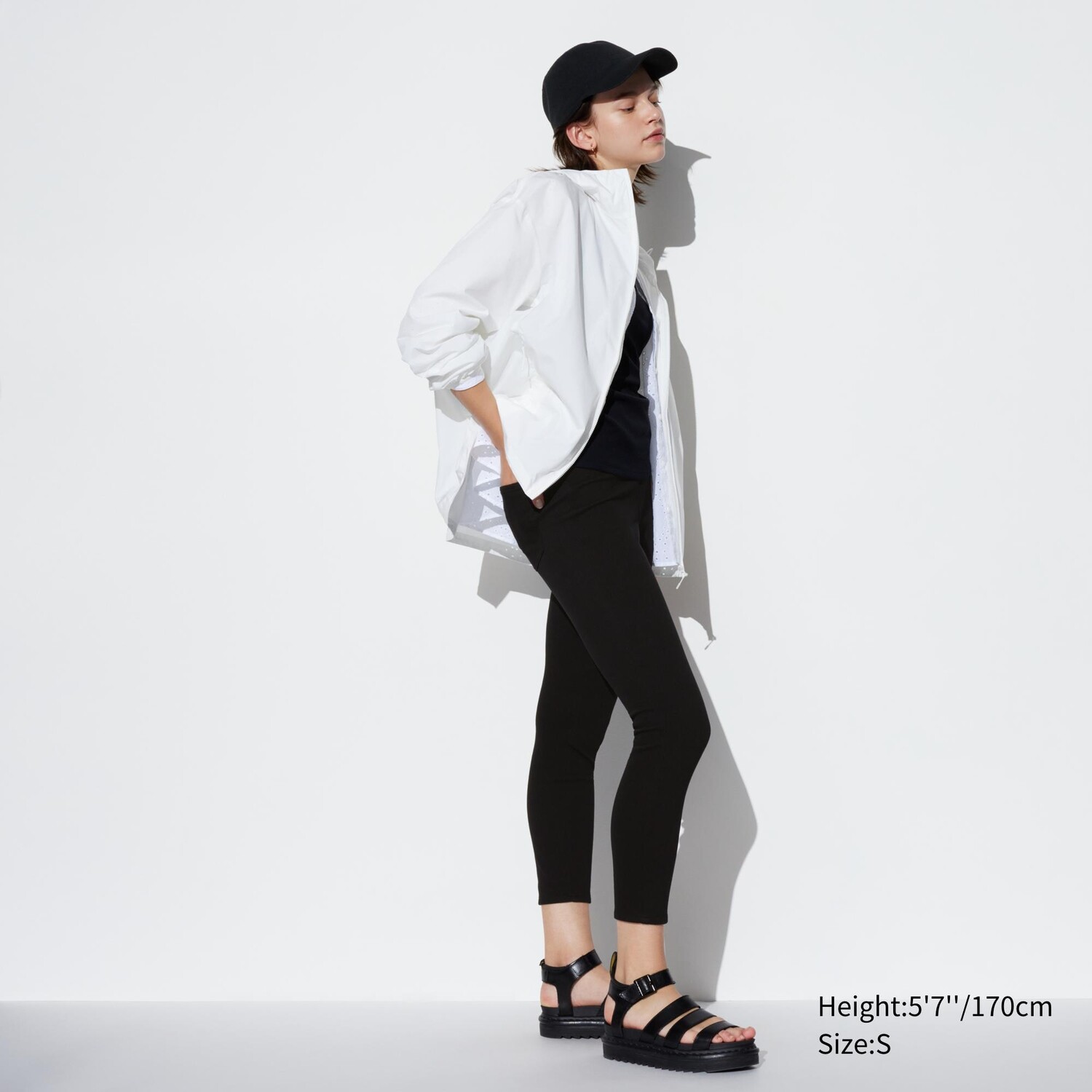 

Брюки-легинги UNIQLO ультраэластичные, черный