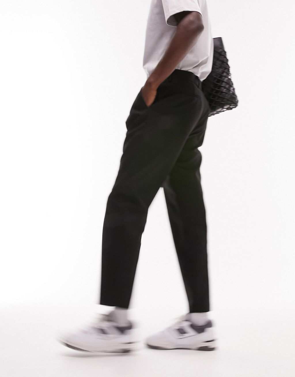

Черные зауженные брюки из твила Topman, Черный