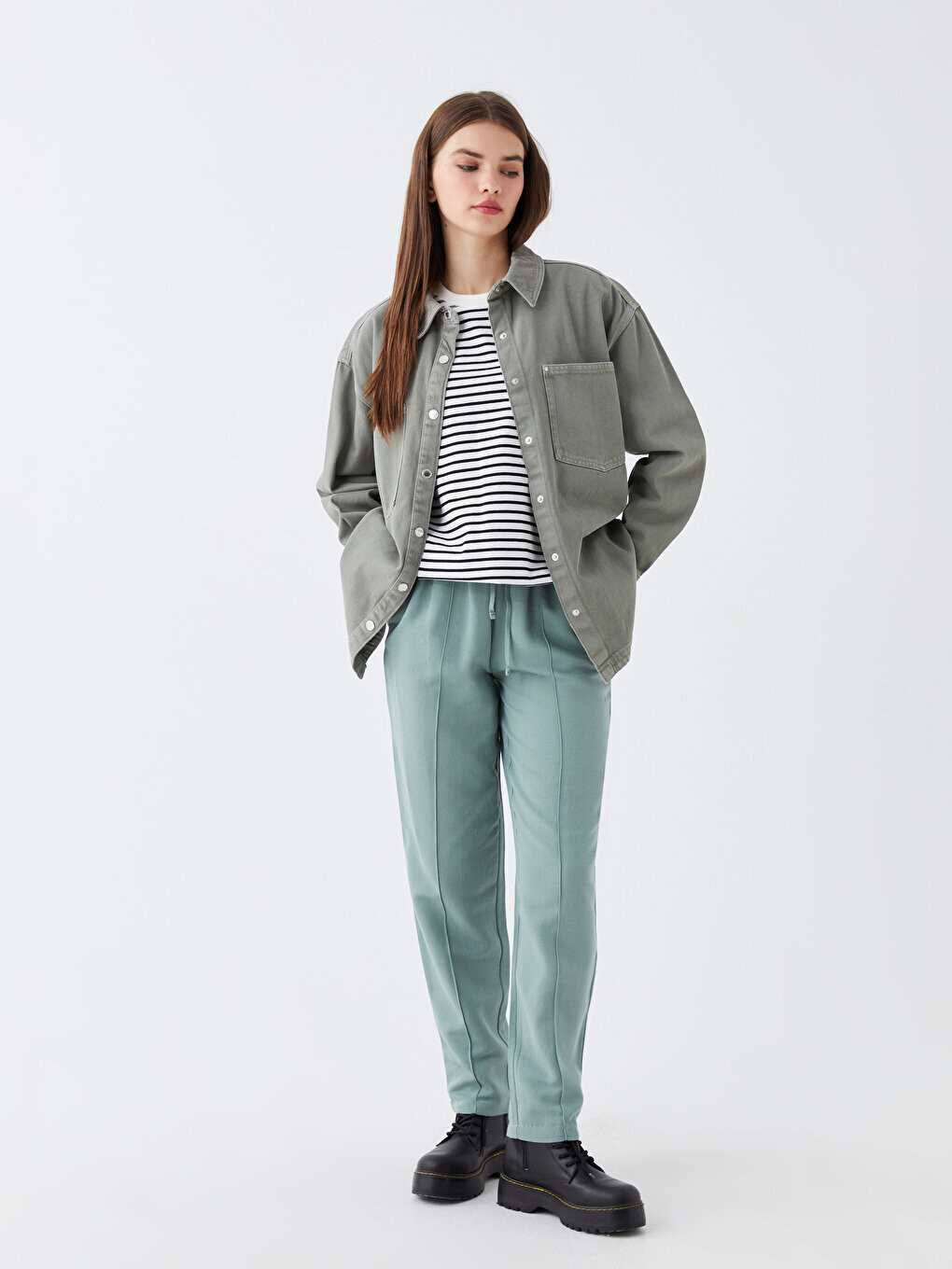 

Однотонные женские брюки из смесового льна с эластичной резинкой на талии LCW Casual, сизый