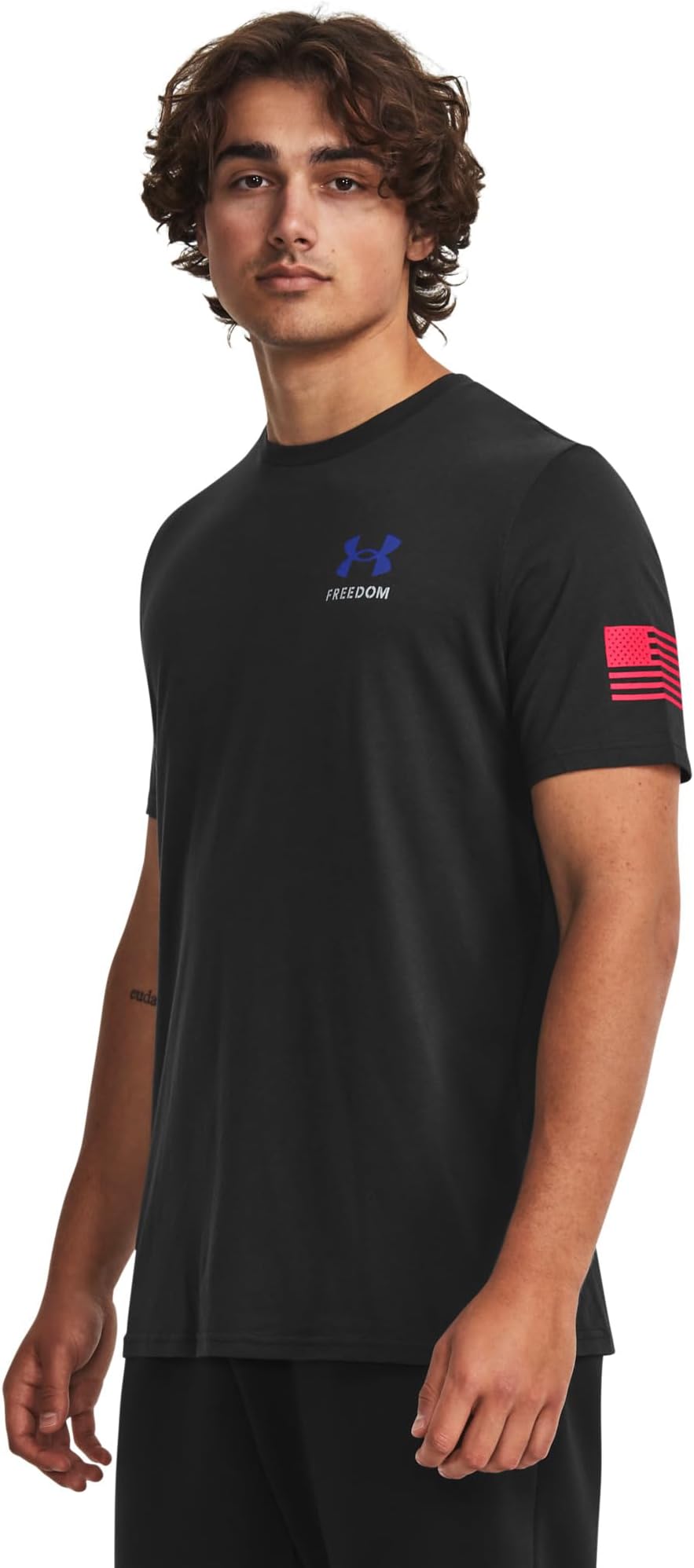 Новая футболка со знаменем свободы Under Armour, цвет Black/Steel 1 цена и фото