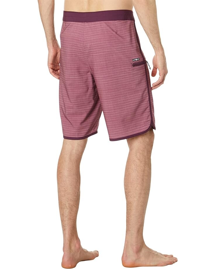 

Шорты для плавания Salty Crew Lineup 21" Boardshorts, цвет Plum