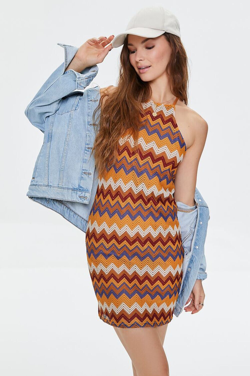 

Мини-платье на бретельках с шевроном Forever 21, ржавый