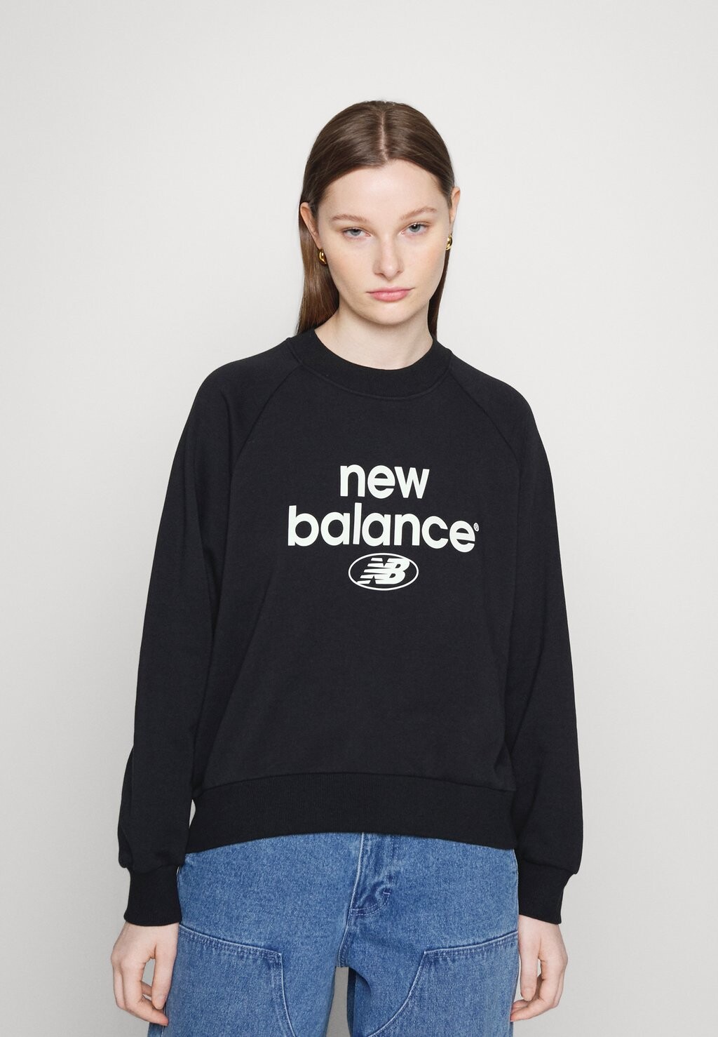 

Толстовка New Balance, черный