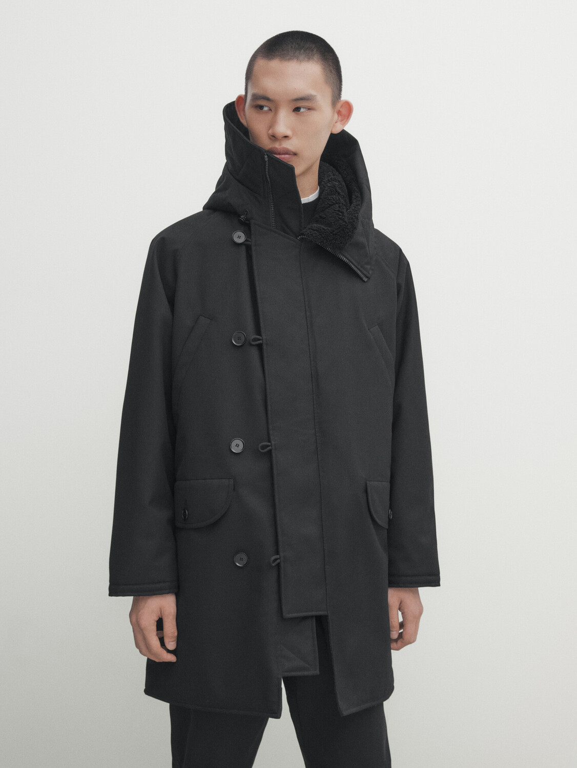 

Парка на стеганой подкладке Massimo Dutti, черный