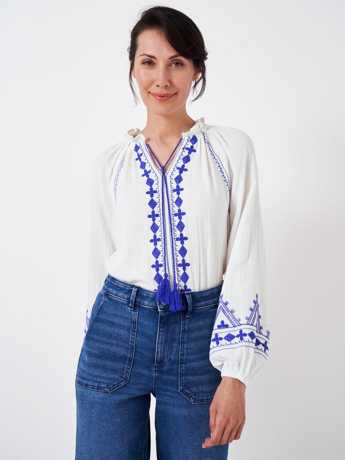 

Crew Clothing Блузка с вышивкой Bianca, белый/синий