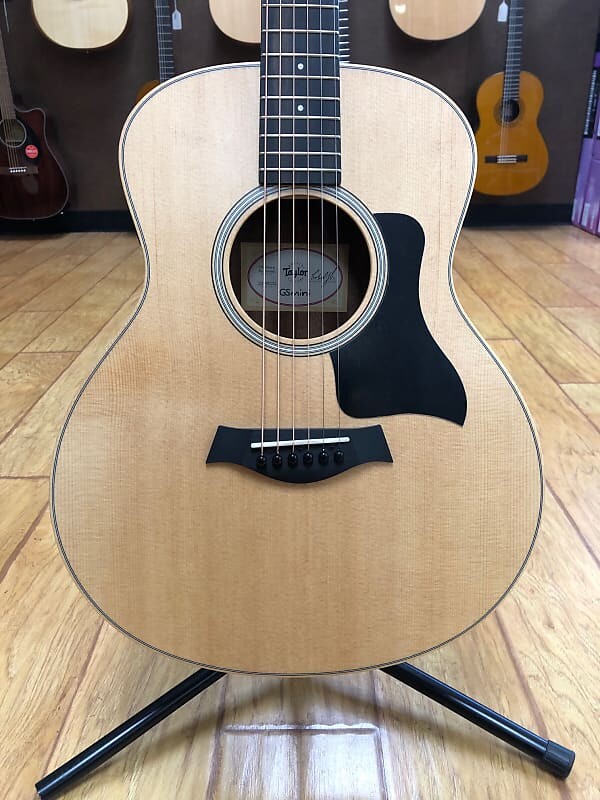 

Акустическая гитара Taylor GS Mini-e Rosewood with 3-Band EQ 2022 - Present - Natural