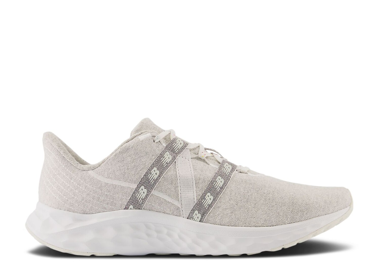 

Кроссовки New Balance Fresh Foam Arishi V4 'White Grey', серый