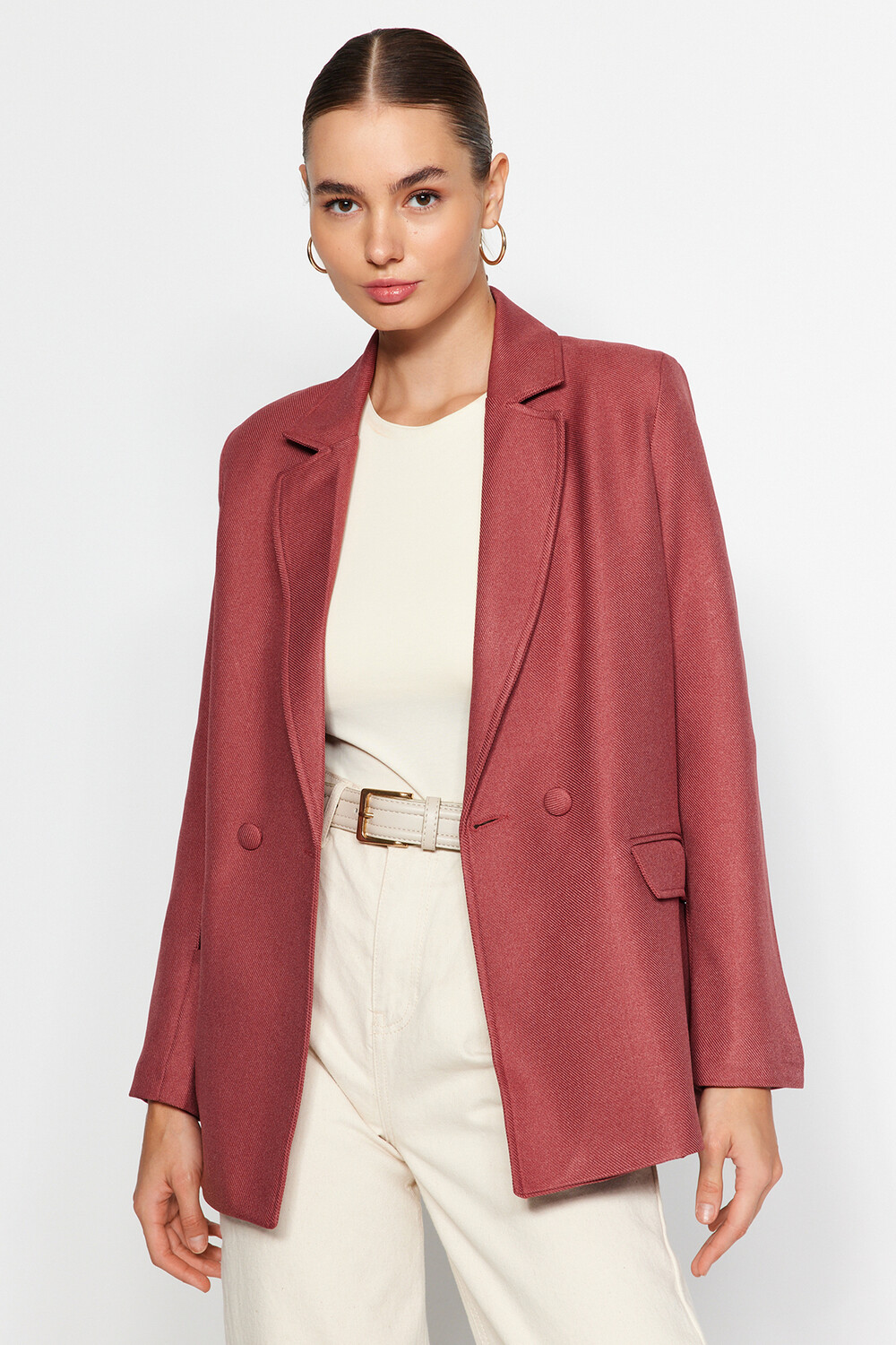 

Пиджак тканый Trendyol Dusty Rose на пуговицах