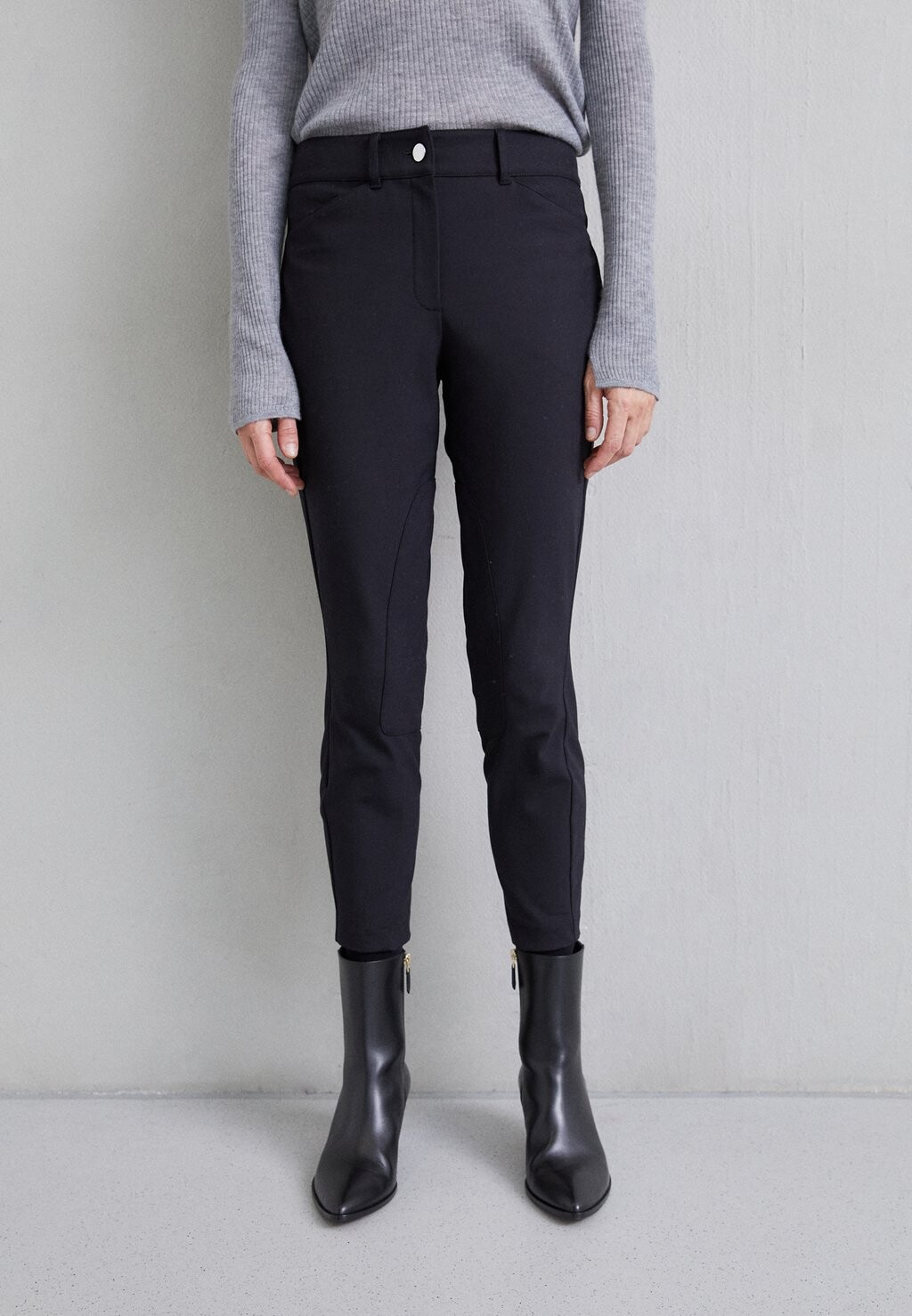 

Брюки Theory FIT RIDING PANT, черный