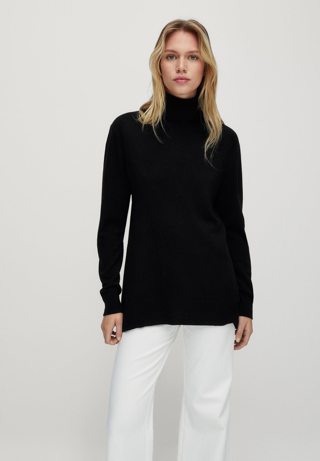 

Джемпер Massimo Dutti, черный