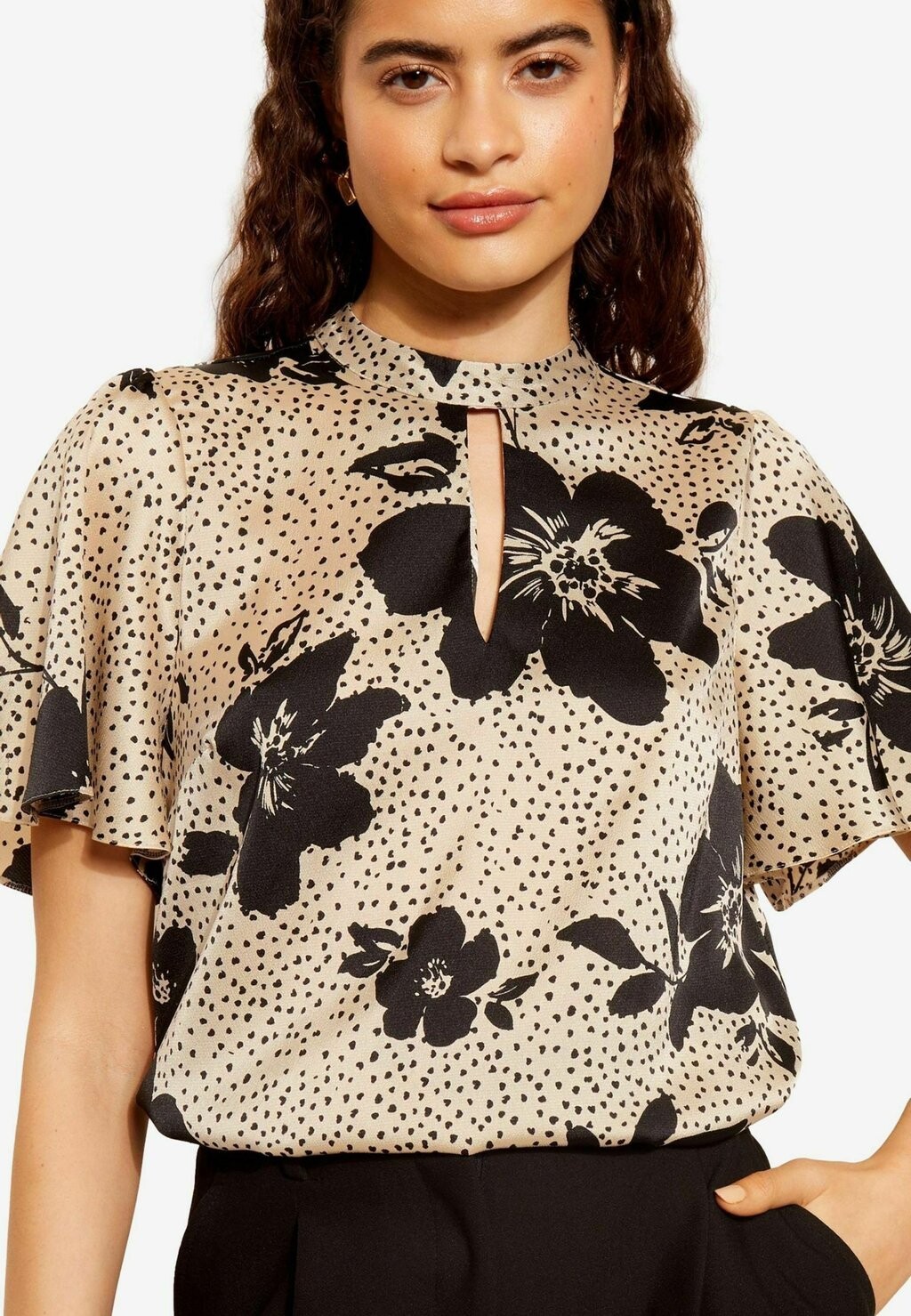

Блуза FLUTTER SLEEVE PETITE Friends Like These, белый