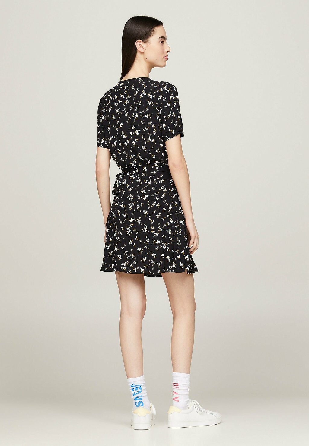 

Летнее платье Floral Self-Tie Tommy Hilfiger, черный