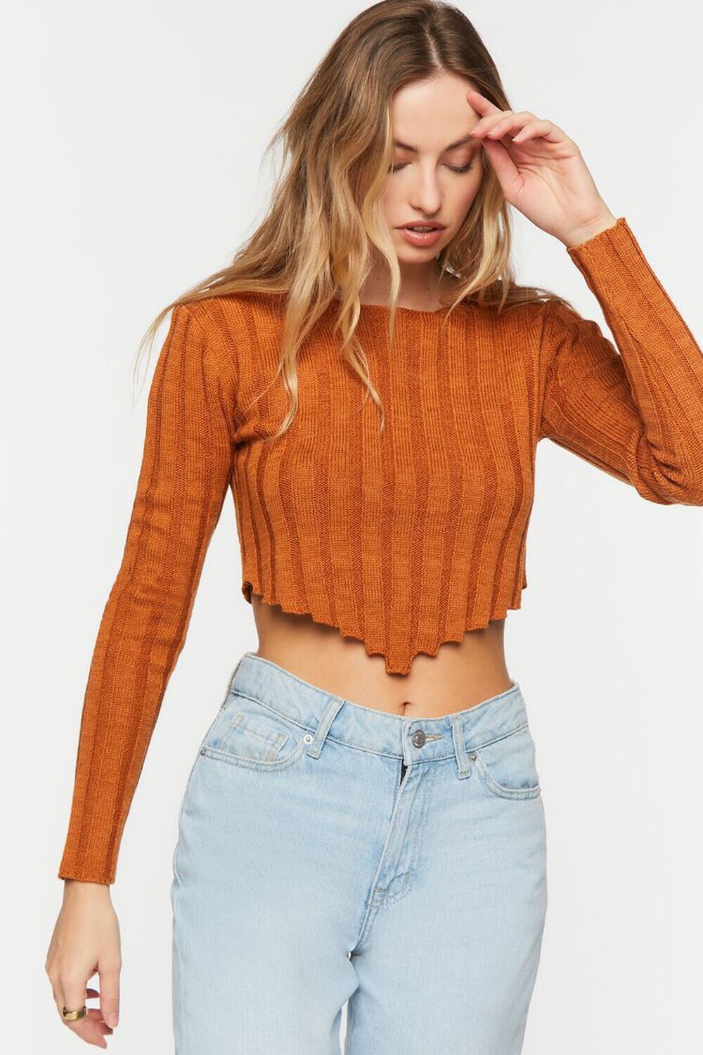 

Укороченный свитер с V-образным подолом Forever 21, коричневый
