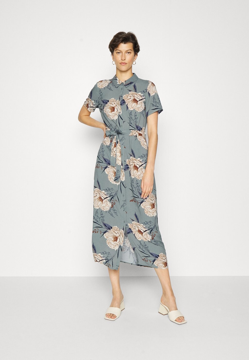 

Платье-рубашка Vero Moda