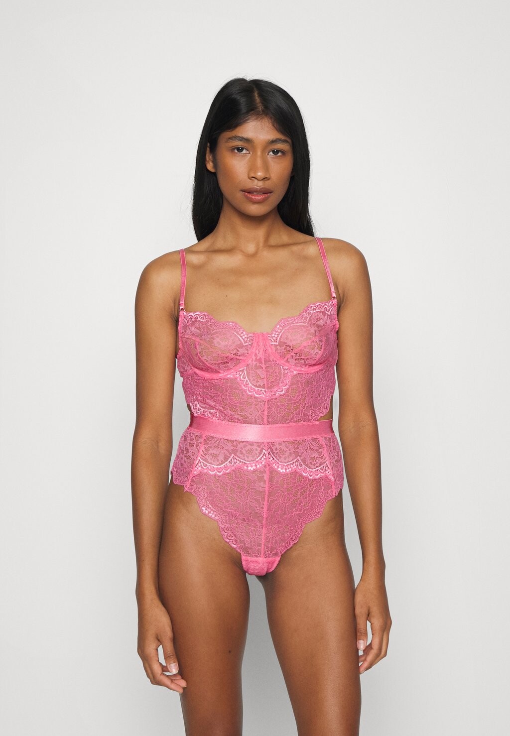 

Боди Ann Summers