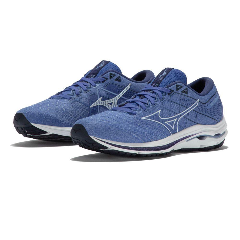 Mizuno on sale wave 18