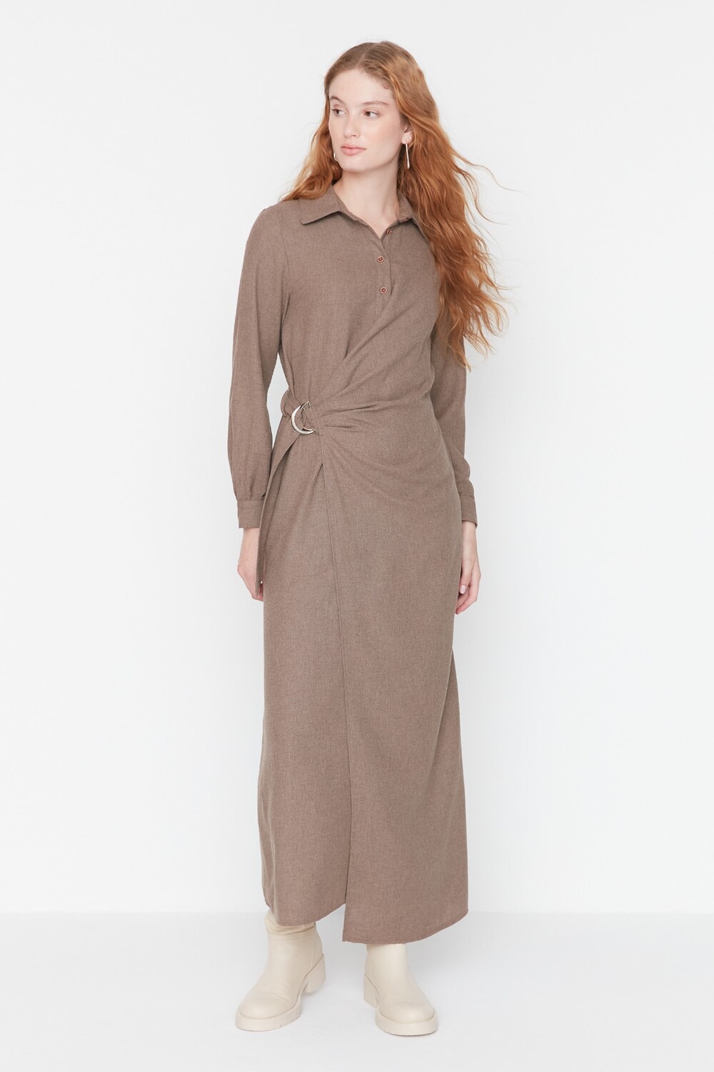 

Платье - Коричневое - Скейтер Trendyol Modest, коричневый