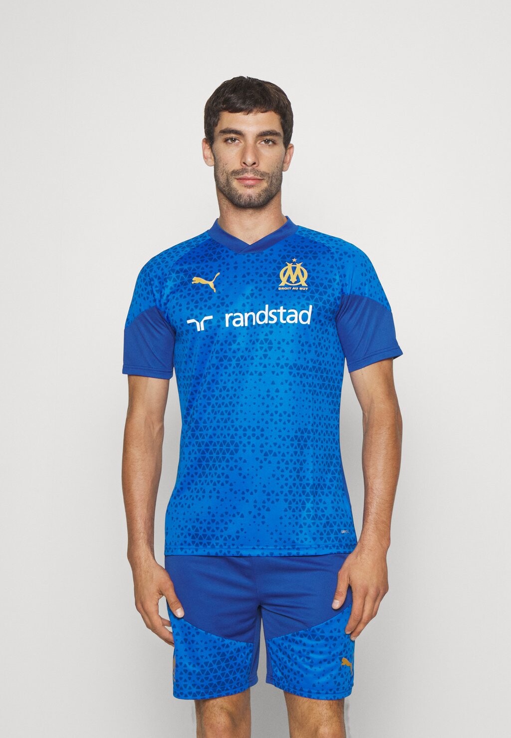 

Спортивная футболка Puma