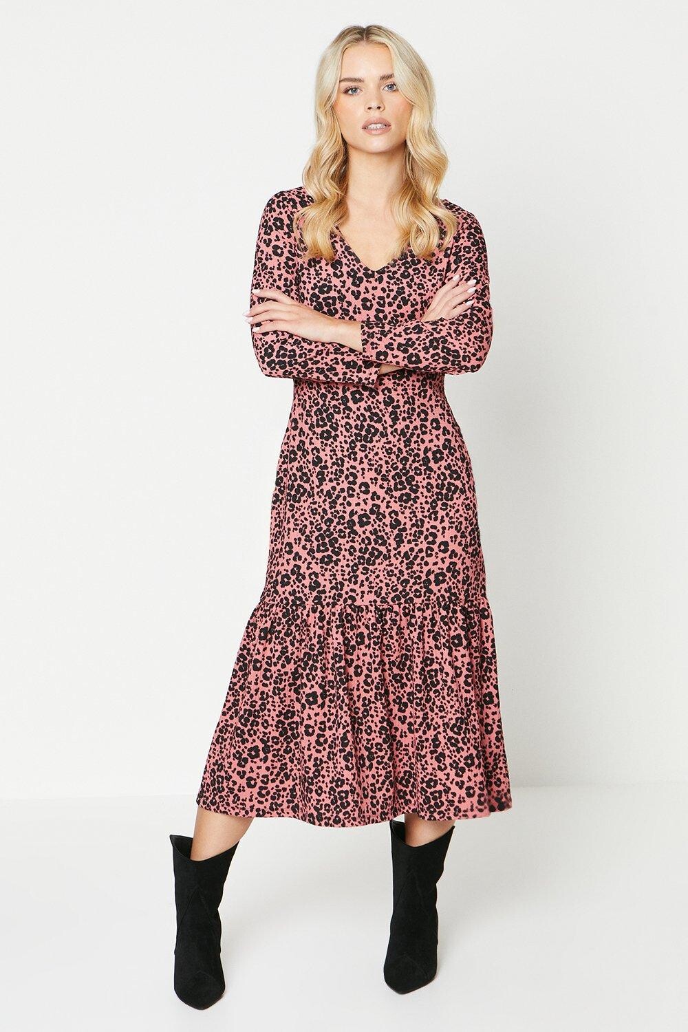 

Многоярусное платье миди Petite Animal с рукавами ¾ Dorothy Perkins, мультиколор