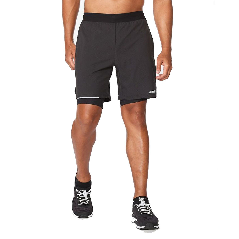 

Спортивные шорты 2XU Aero 2-in-1 7 Inch, черный