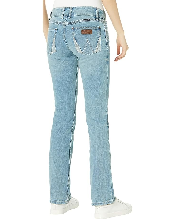 Джинсы Wrangler Retro Sadie Low Rise Bootcut in Light Wash, цвет Light Wash цена и фото