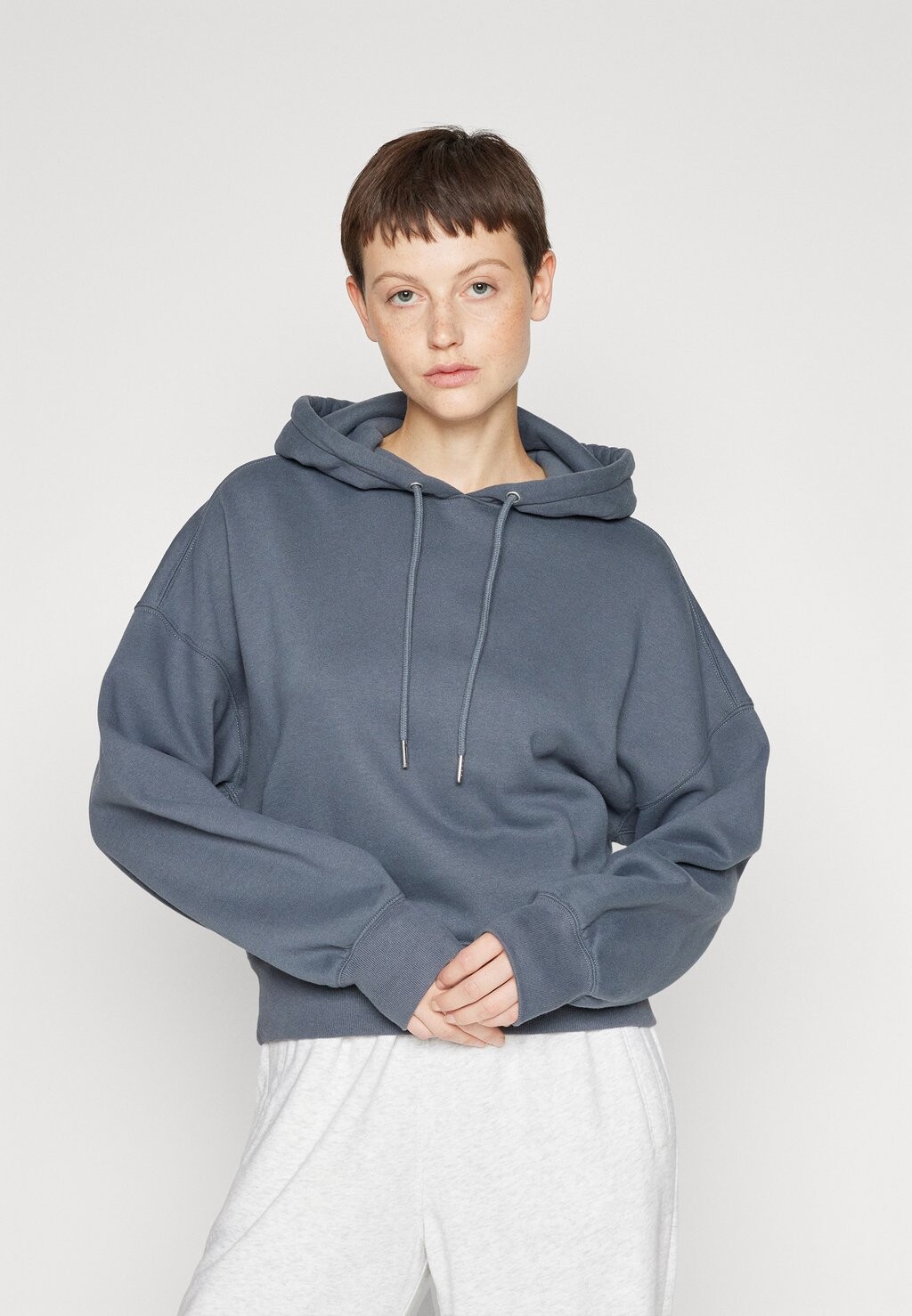 

Толстовка Abercrombie & Fitch SUNDAY HOODED, цвет turbulence