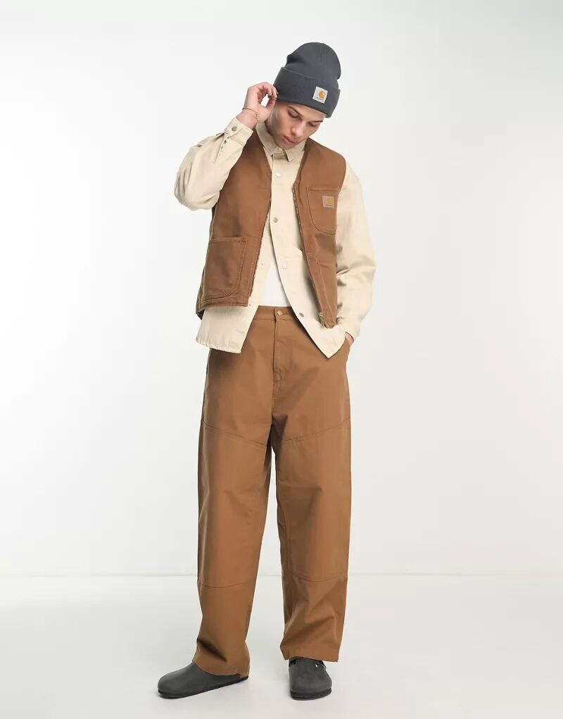 

Carhartt WIP Arbor Dyed Жилет коричневого цвета