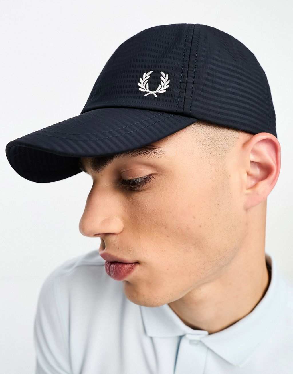 

Темно-синяя кепка из жатого хлопка с двойным логотипом Fred Perry