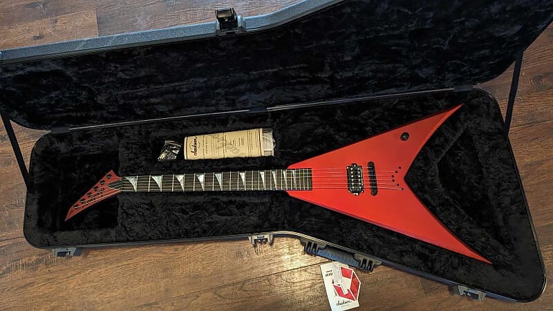 

Электрогитара Jackson Custom Shop KV 2023 - Torred