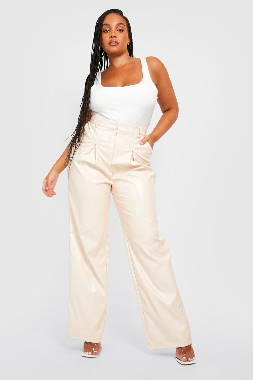 

Брюки plus premium из искусственной кожи широкие ноги Boohoo, кремовый, Бежевый