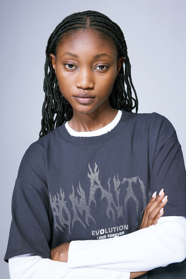 

Футболка оверсайз с принтом H&M, серый
