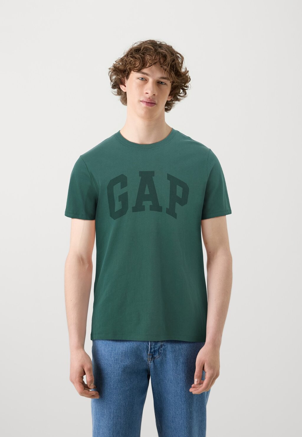 

Футболка с принтом EVERYDAY SOFT BASIC LOGO GAP, черный