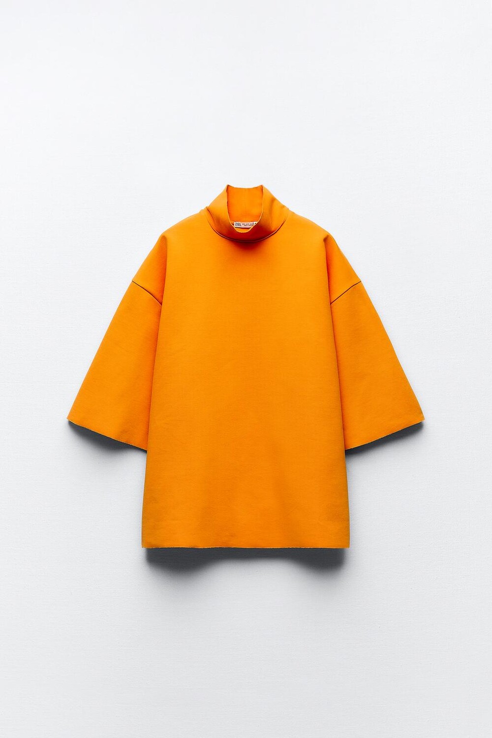 

Топ oversize с эффектом неопрена ZARA, апельсин