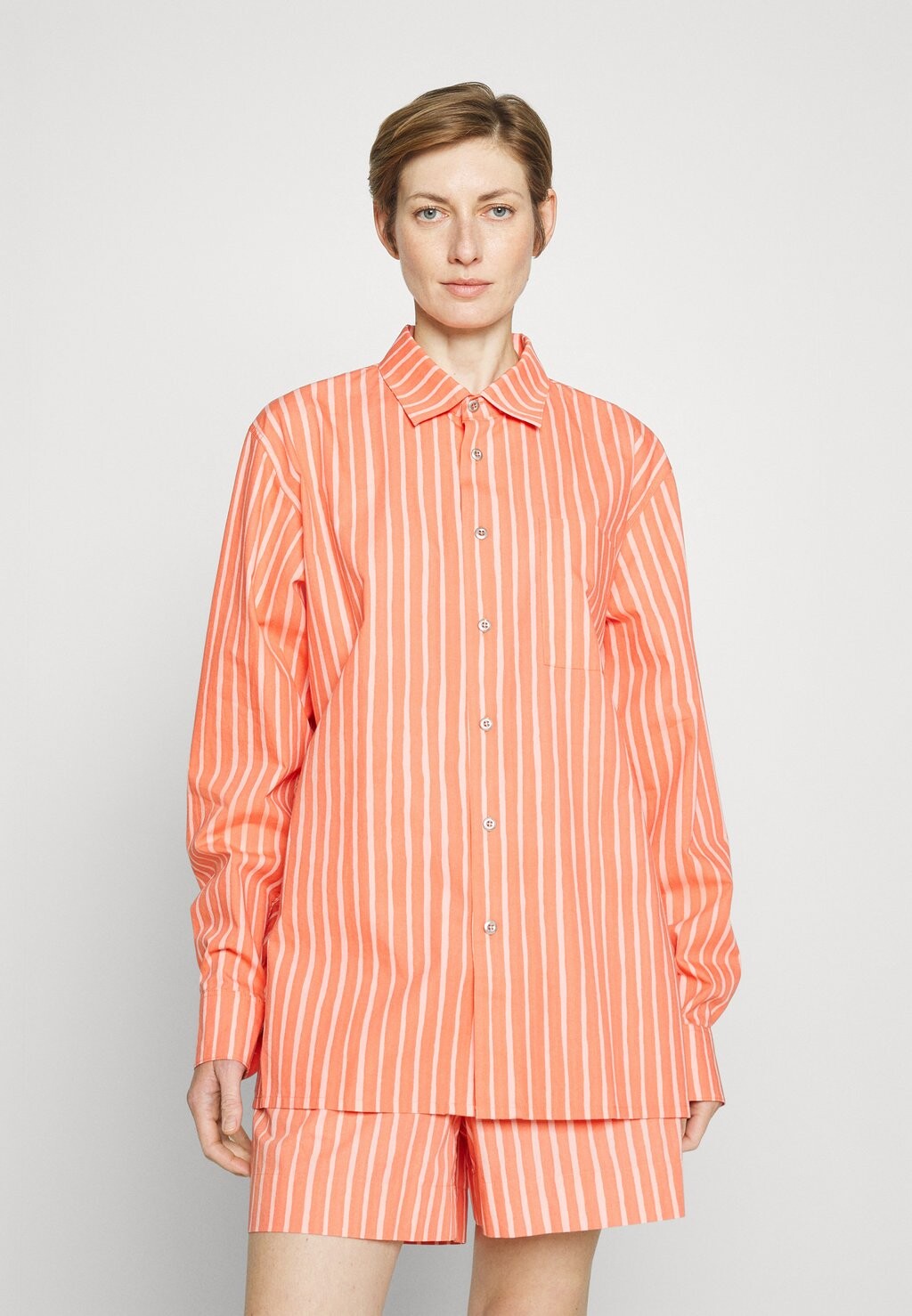 

Рубашка Marimekko, красный/розовый