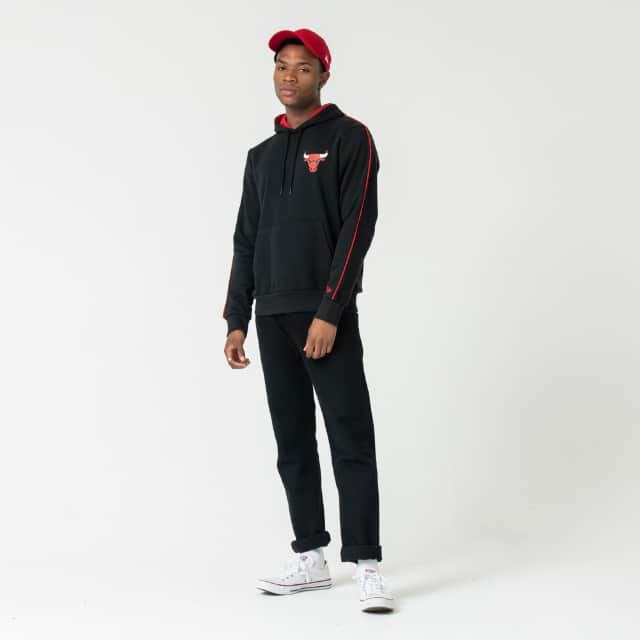 

Худи New Era NBA Stripe Piping Chicago Bulls, черный