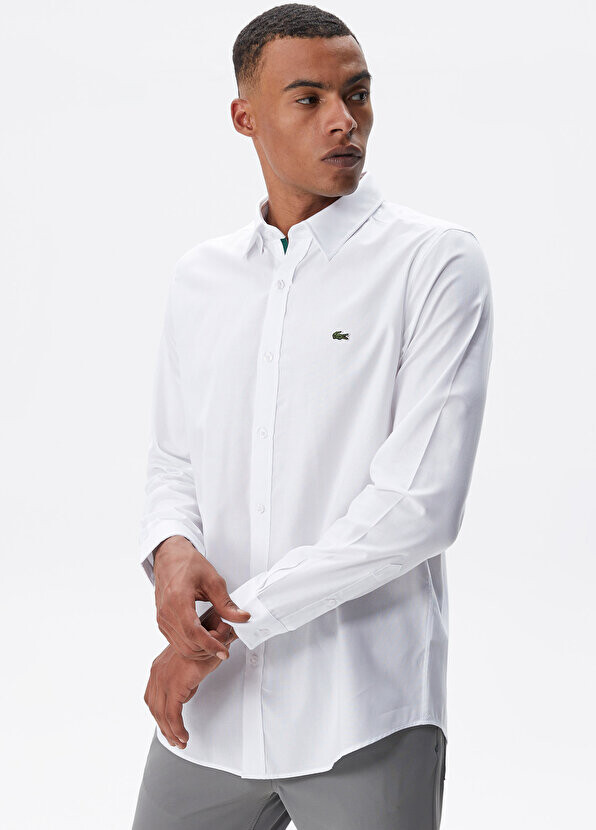 

Белая мужская рубашка slim fit с воротником на пуговицах Lacoste