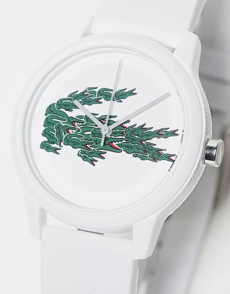 

Часы Lacoste 12.12 с логотипом на циферблате