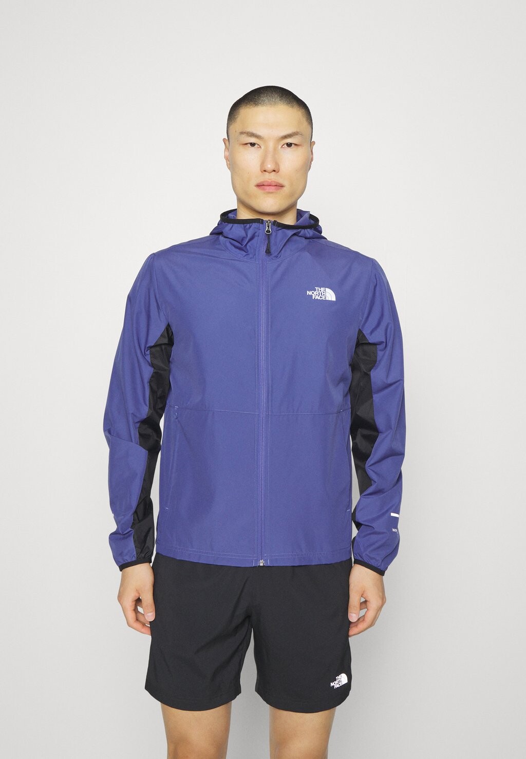 

Ветровка The North Face